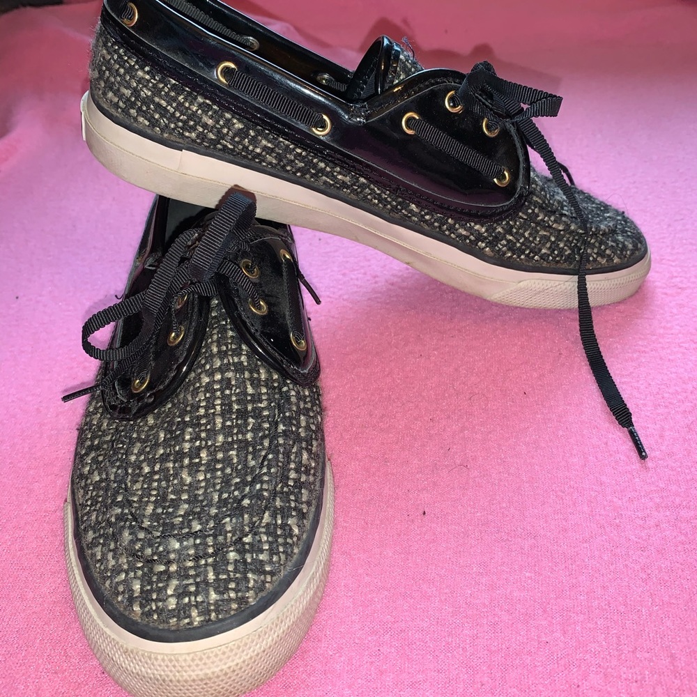 Stunning Gold Line Sperrys - Picture 2 of 4